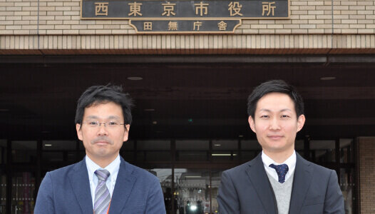 企画部情報推進課 課長補佐<br>
河野 源様（左）<br>
企画部情報推進課 情報推進係 主事<br>
高島 慎太郎様（右）